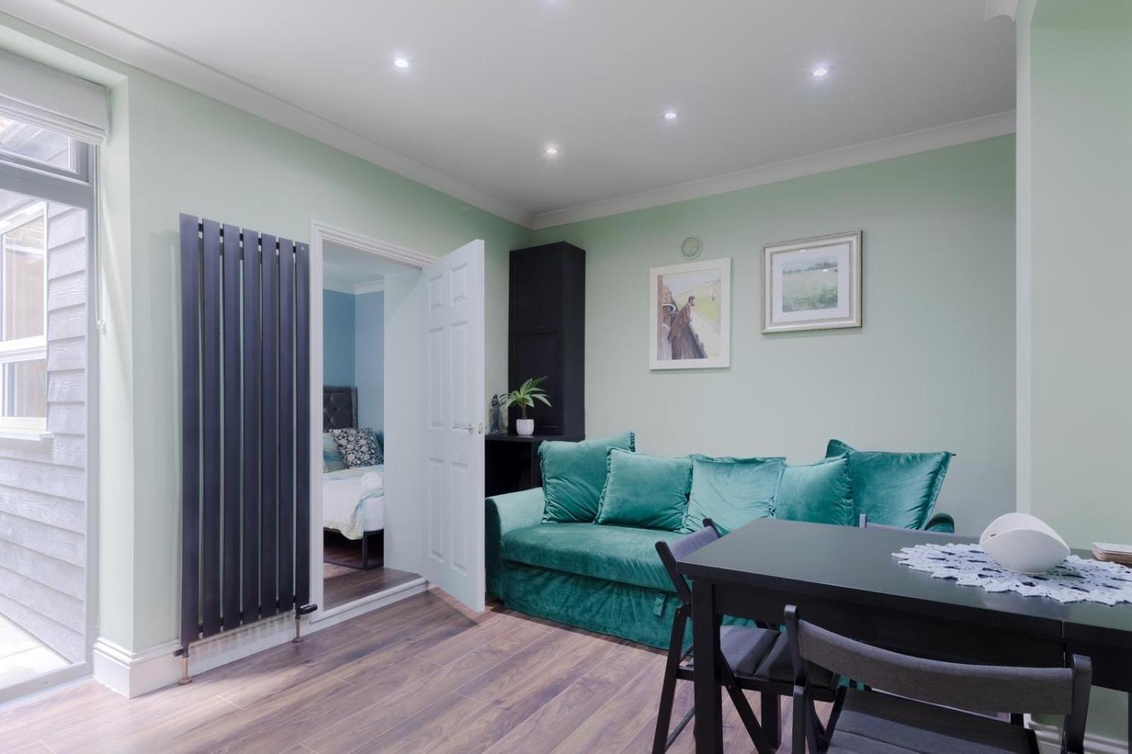 Stylish 2 Bedrooms Flat Sleeps 6 & Garden London Zone 2 Cls Central Exterior photo