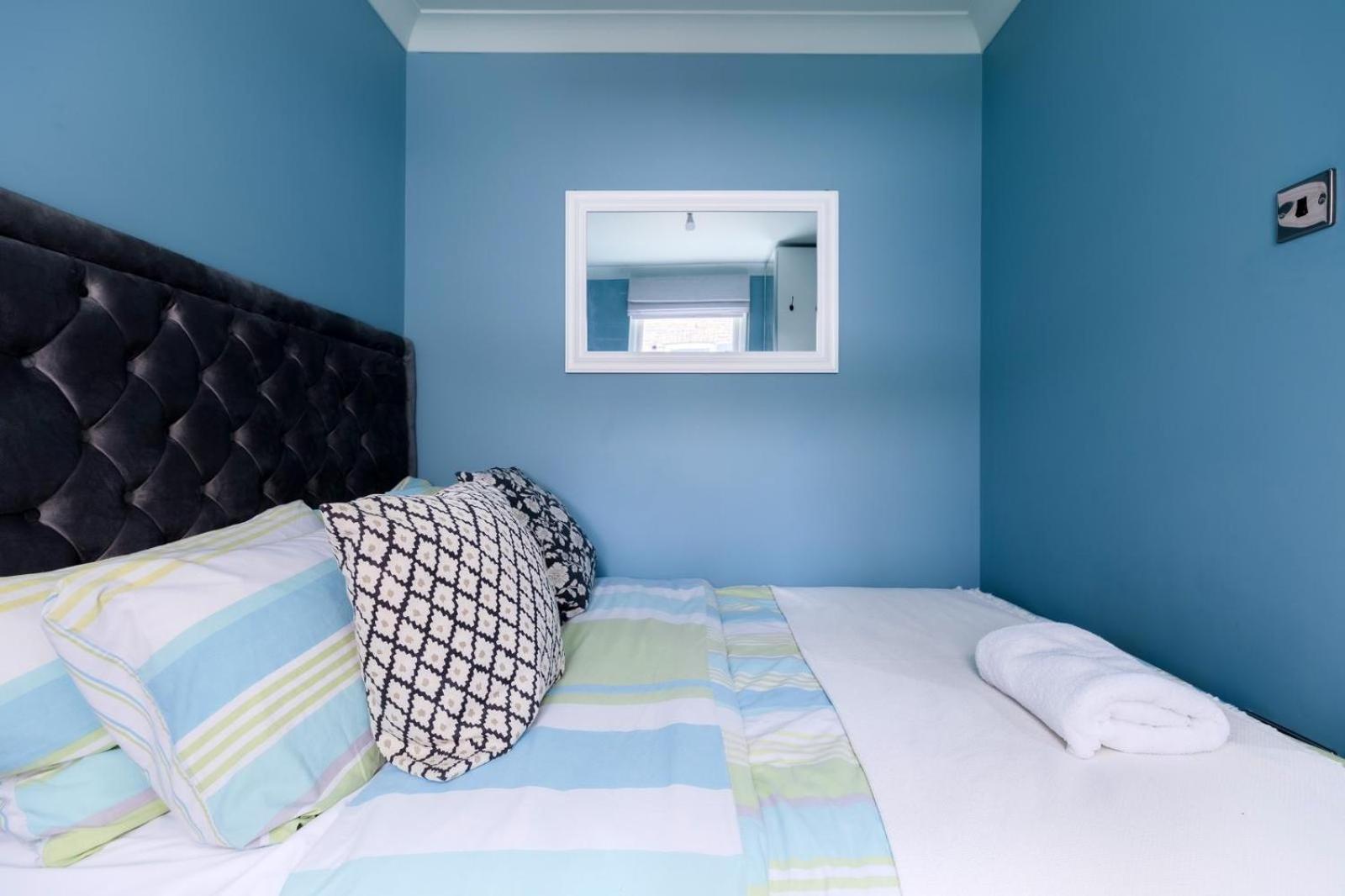 Stylish 2 Bedrooms Flat Sleeps 6 & Garden London Zone 2 Cls Central Exterior photo