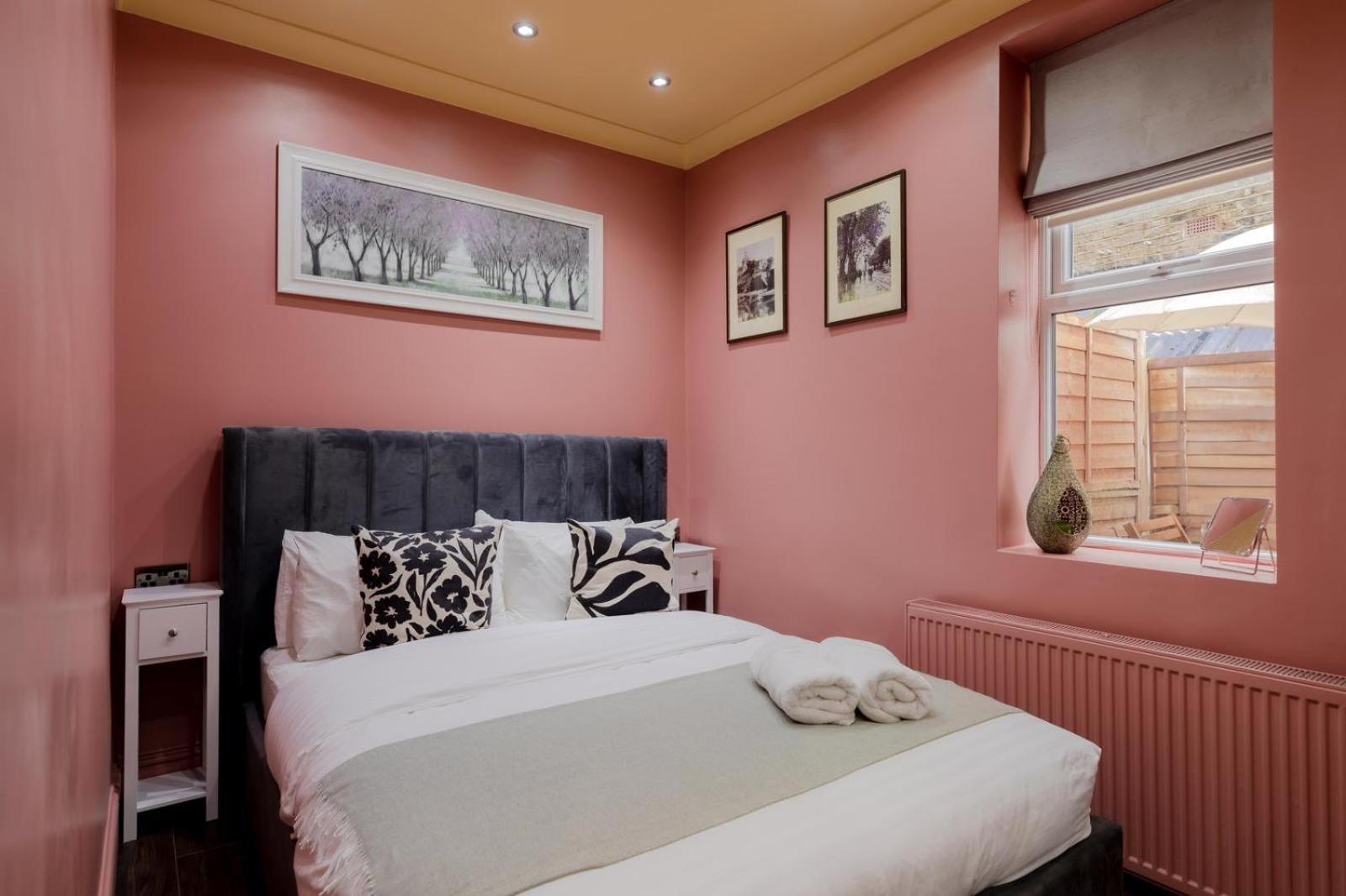 Stylish 2 Bedrooms Flat Sleeps 6 & Garden London Zone 2 Cls Central Exterior photo