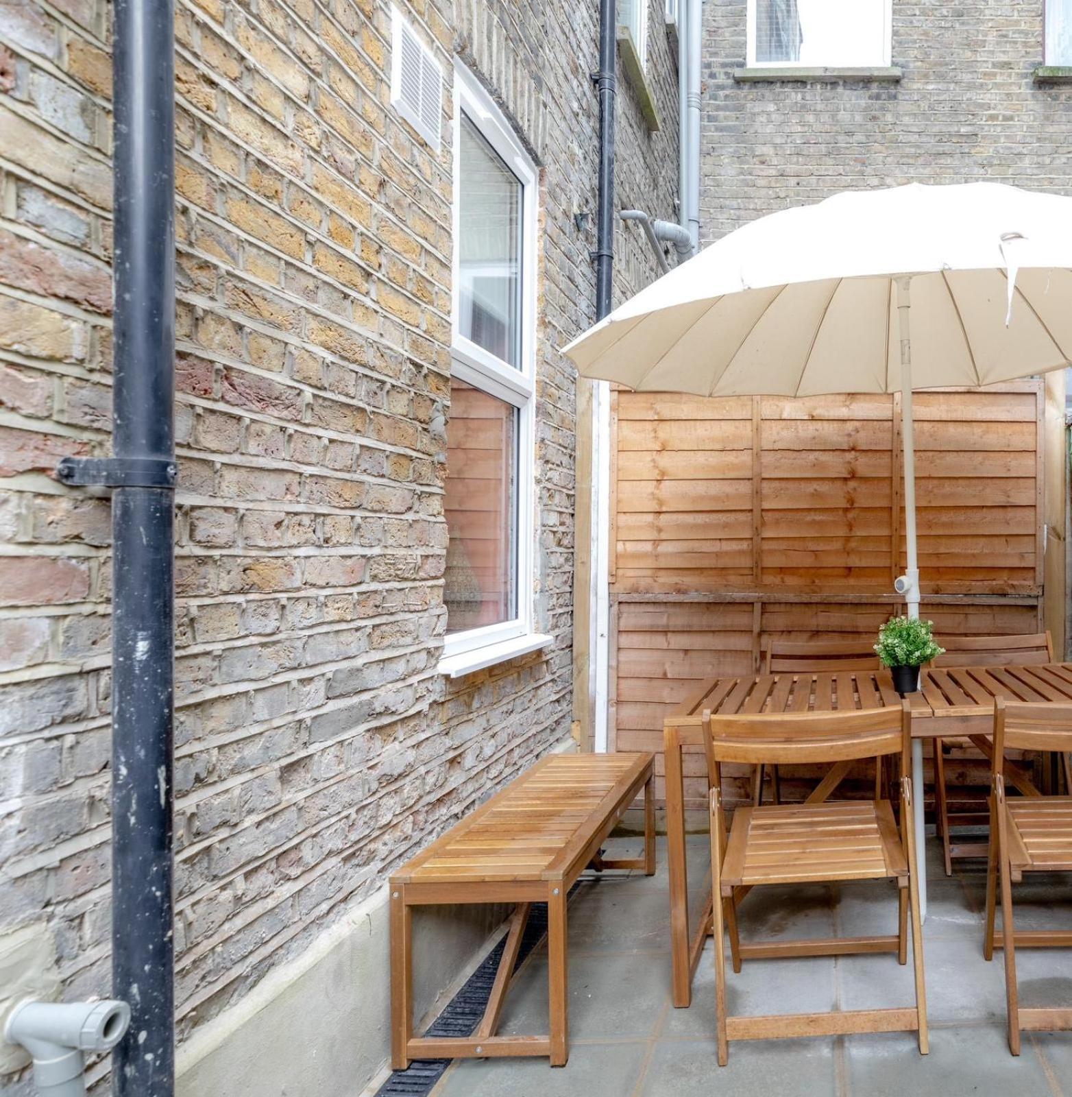 Stylish 2 Bedrooms Flat Sleeps 6 & Garden London Zone 2 Cls Central Exterior photo